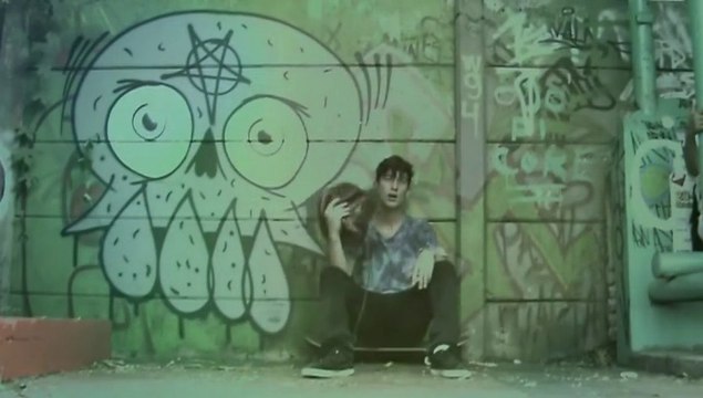 Voyage Indonesien - Jonathan Jourde - MANGE SKATE AIME - SkateBoarding 2014