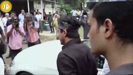 SHAHRUKH KHAN @ KARIM MORANI FUNERAL
