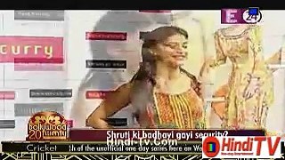 Shruti Ki Badhayi Gayi Security 17th September 2015 Hindi-Tv.Com