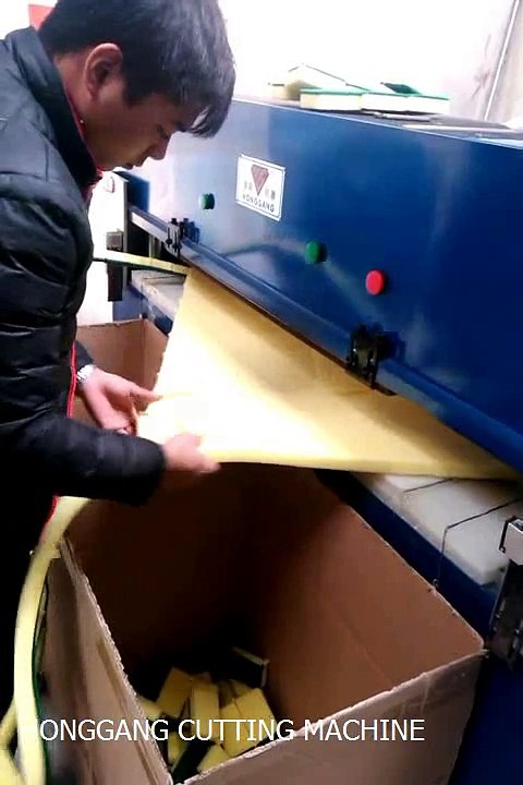 hydraulic cutting machine for scouring pads