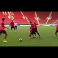 Thomas Müller imitating Cristiano Ronaldo