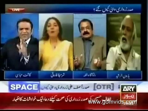 Sharmila Faroqi toalking all personal things on live news