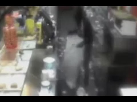 Cerignola (FG) - Rapina in un autogrill su A14, arrestato pregiudicato (17.09.15)