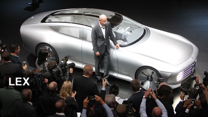 Is Europe's Car Industry Struggling? 🤔 How China's Slowdown and Green Rules Impact the Market