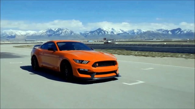 DESIGN R$ 58.880 Renault Sandero R.S. 2016 MT6 2.0 16v 150 cv 21 mkgf 202 kmh 0-100 kmh 8 s @ 60 FPS