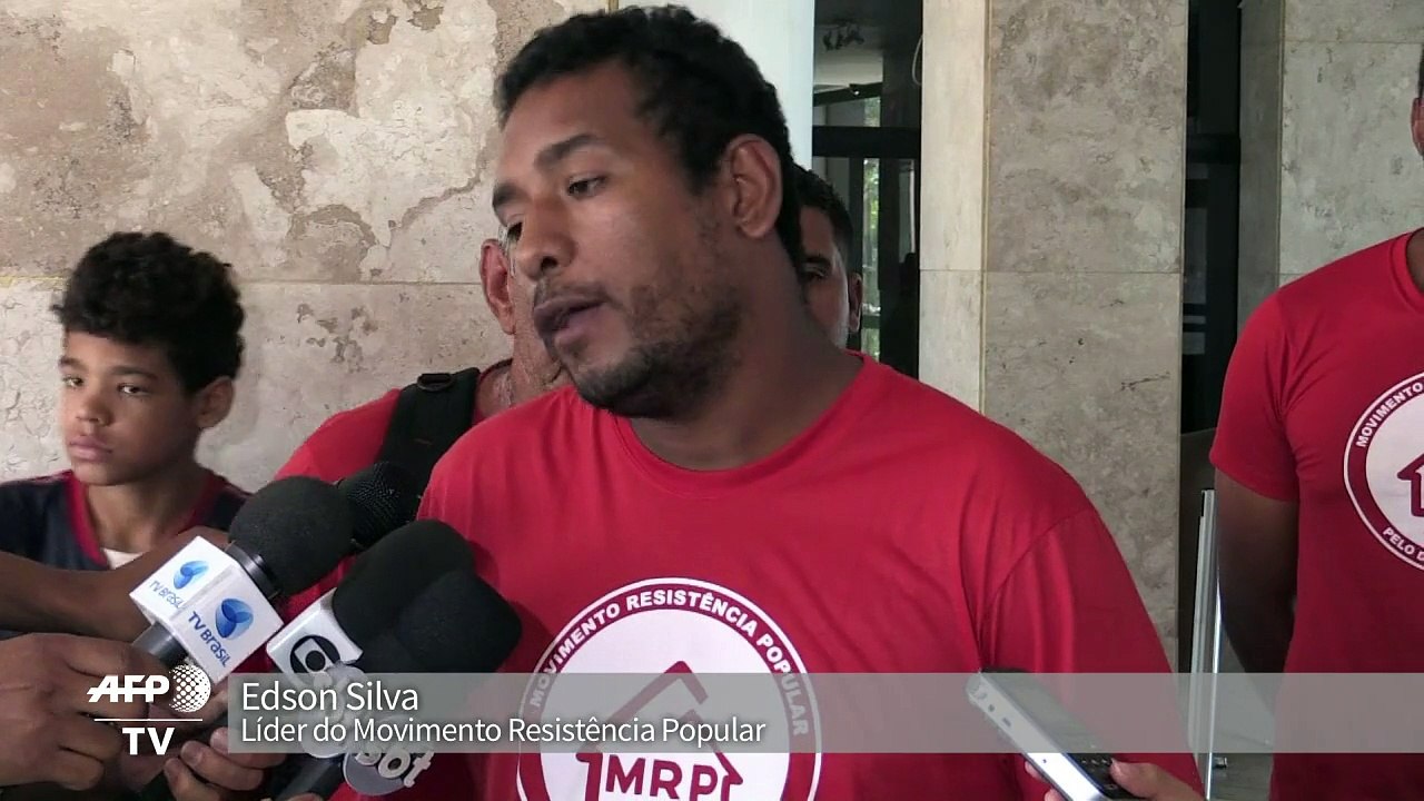 Sem-teto esperam mais do Governo