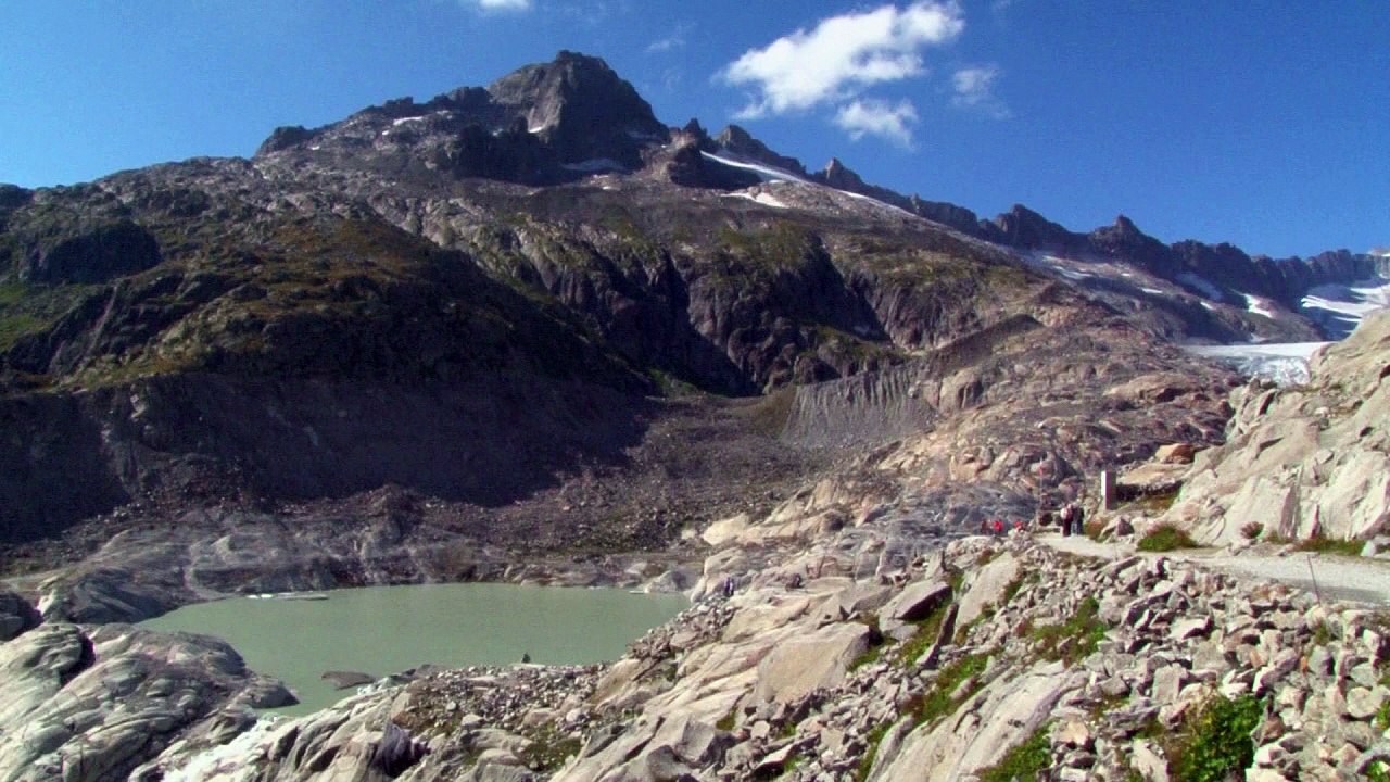 Decken sollen Gletscher vor der Schmelze schützen