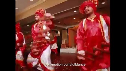 Pakistani Wedding Bhangra Dance