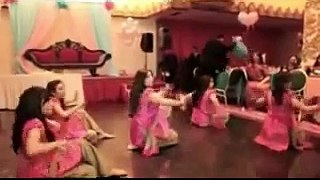 YOUNG Desi Girls AWESOME DANCE On ''BABY SHOWER Party'''
