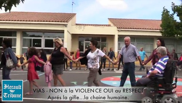 VIAS - 2015 - Non à la violence, oui au respect ! Aprés la gifle ... la chaine humaine contre la violence à l'école