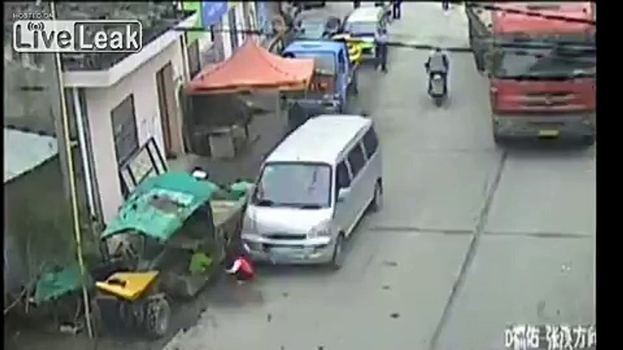 5 yo girl run over and killed by van