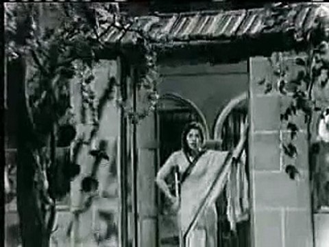 Mujhko Is Raat Ki Tanhai Mein Lata_xvid_xvid