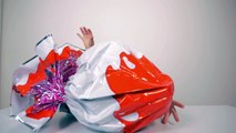 [OEUF] Kinder Surprise Maxi Disney Fairies de Pâques - Unboxing easter egg Maxi Kinder Surprise