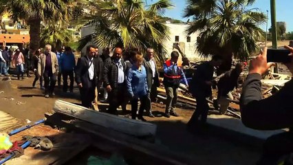 Bachelet visita zona afectada por terremoto
