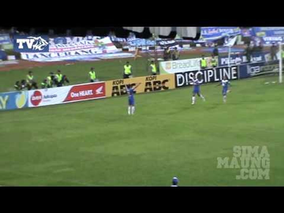 Persib vs Gresik United 2013