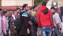 Χιλιάδες μετανάστες εγκλωβισμένοι στα σύνορα Σερβίας - Κροατίας