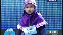 MALEZYALI MİNİK KIZ HAFIZ 4 YASINDA KUR-AN KERİM HAFIZI OLDU AYETLERİ OKUYUP EL İŞARETİYLE ANLATIYOR