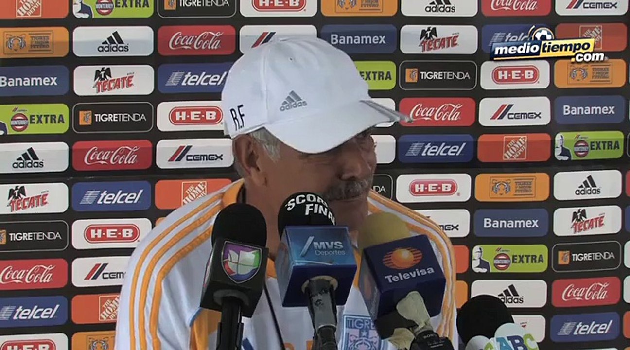 Ayala y 'Cacha', descartados para el Clásico