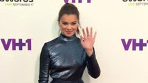Hailee Steinfeld Wows On The Streamy Awards Red Carpet