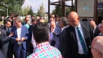 Abdullah Gül’le motosikletli gencin yol verme diyaloğu