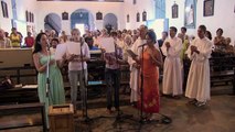 A Cuba, le père Alban Marie fait chanter la ville du Saint Esprit