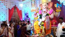 Madhur Bhandarkar with Calendar Girls seek blessings at Andheri cha raja