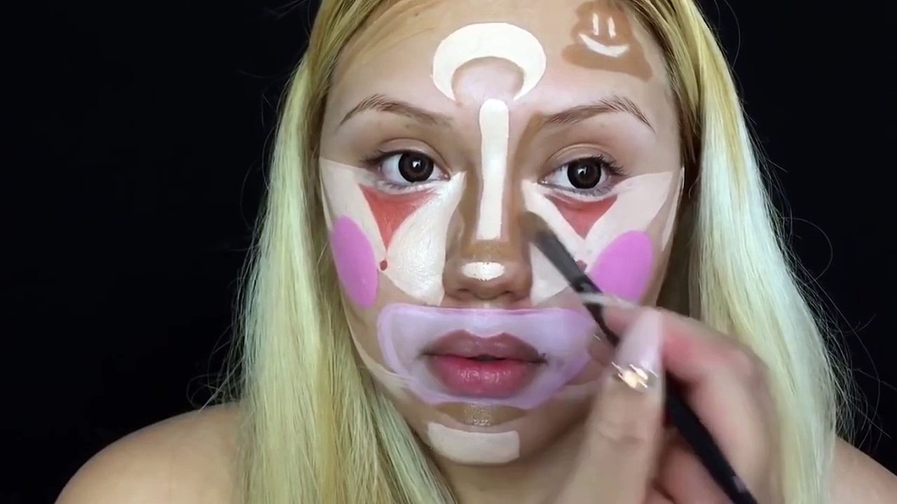 Women Are Transformed Through Makeup Contouring