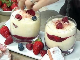 Tiramisu aux fruits rouges en verrine
