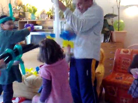 bataille rangée d enfants le délire du clown cassou