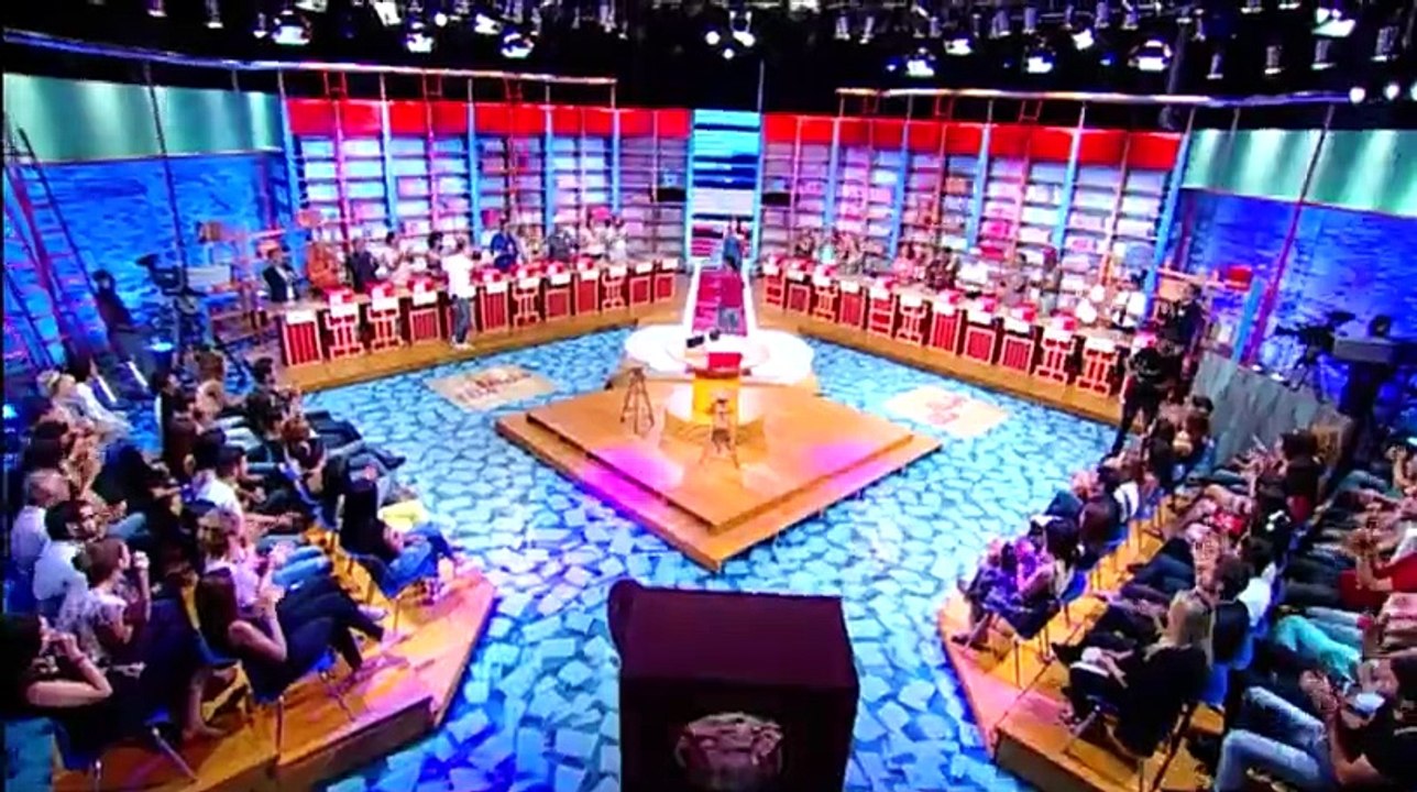 le petit de dlilek mlak dance avec une fille