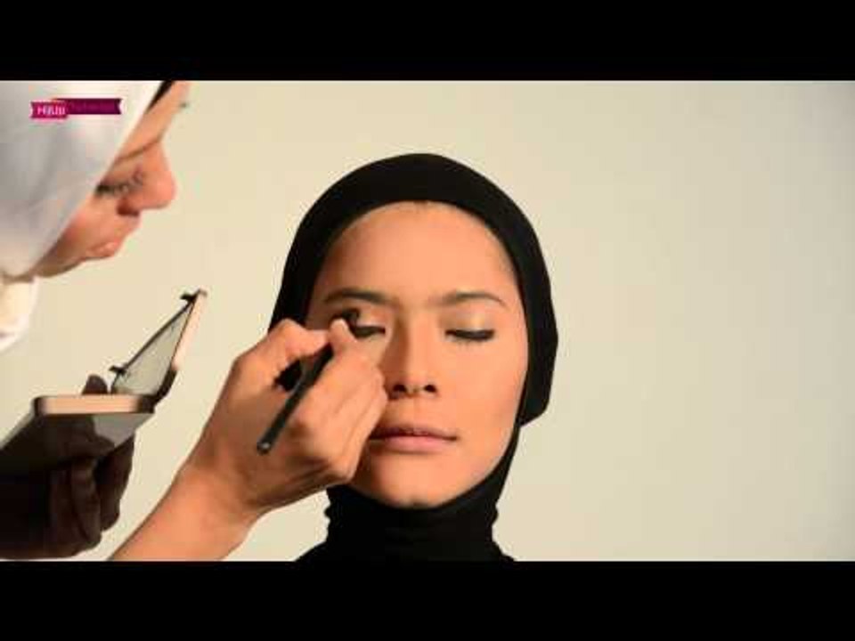 MakeUp Tutorial for Special Occasion by Vivi Thalib