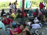 Des bus de migrants venus de Croatie traversent la frontière hongroise