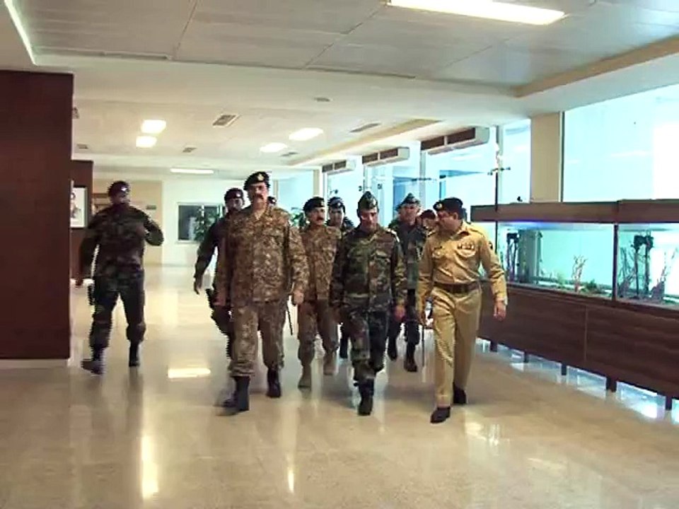 Chief of Army Staff and Chief of Air Staff visit to CMH Peshawar