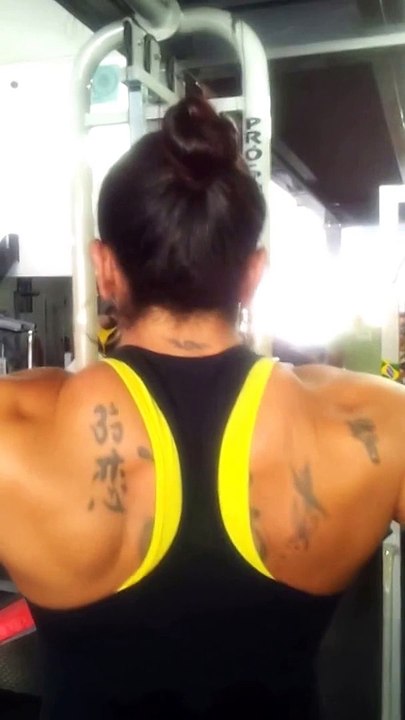 Kelly Bodybuilder Silva