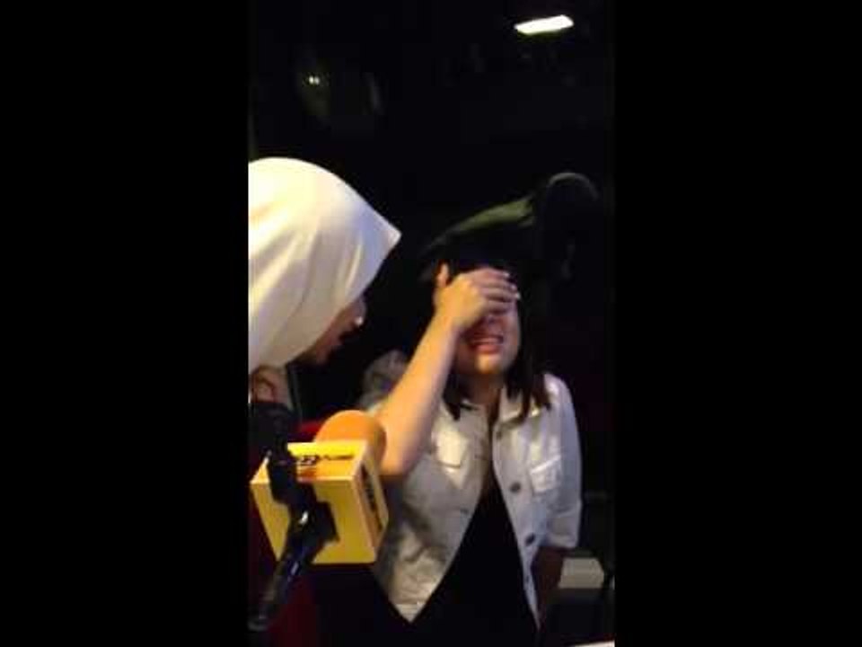 Gina ketakutan pas siaran by @indrabektiasli and @missdongdong