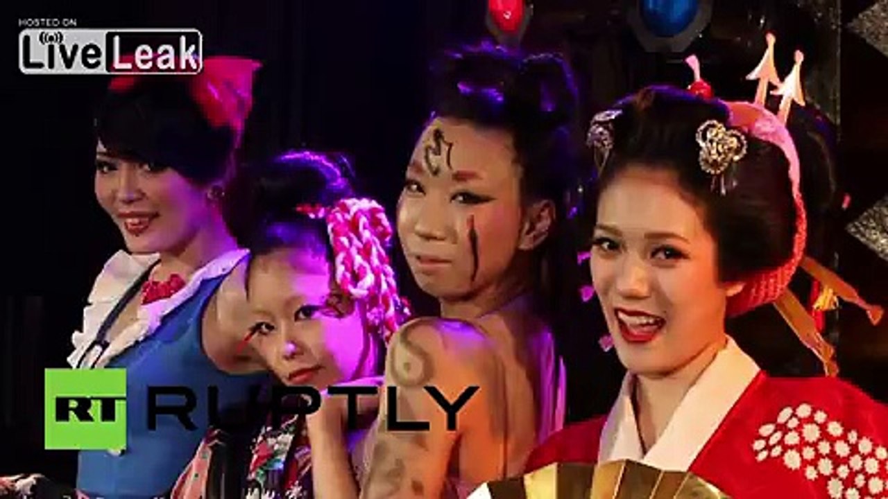 Japan: RisquÃ© burlesque dancing comes to Osaka