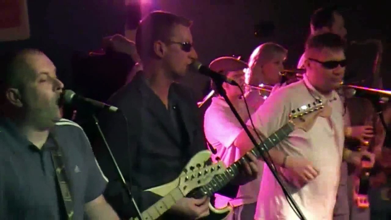 Mr. review - the girl is money