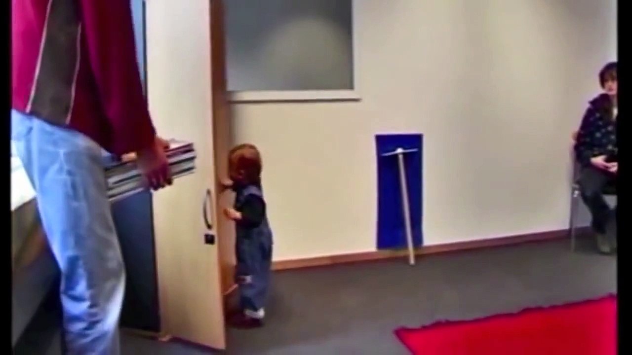 MICHAEL TOMASELLO - What Makes Us Human?