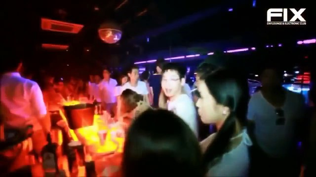 Korean Girls Dancing in The Club - Best Night Club