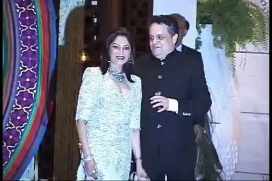 Simi Garewal Looking hot at a party hosted by Mukesh Ambani