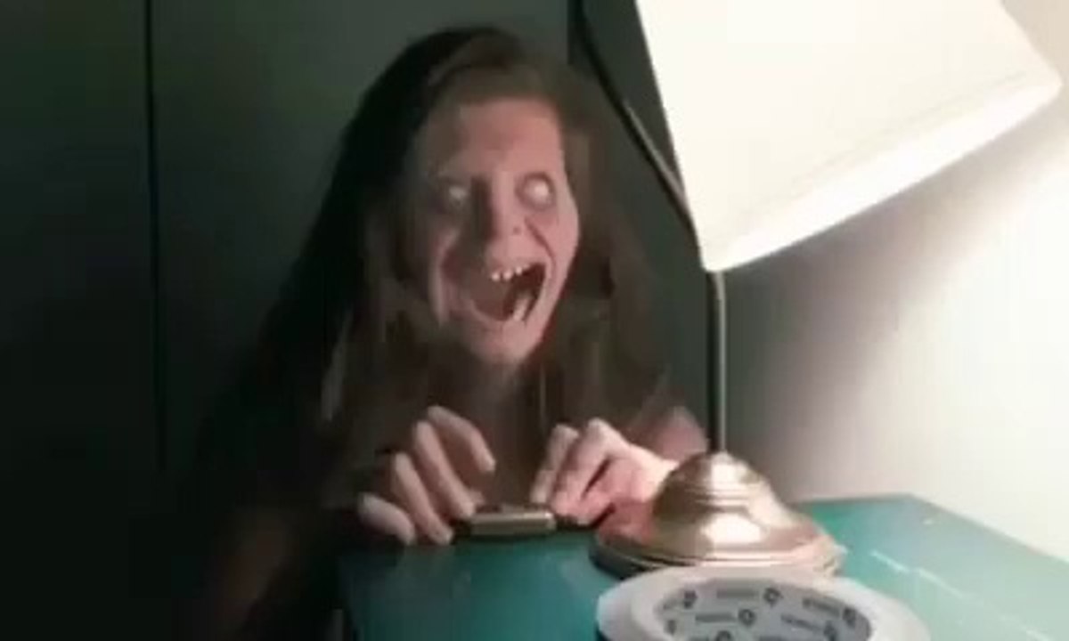 Court métrage le plus flippant - Vous ne dormirez plus jamais! Lights Out