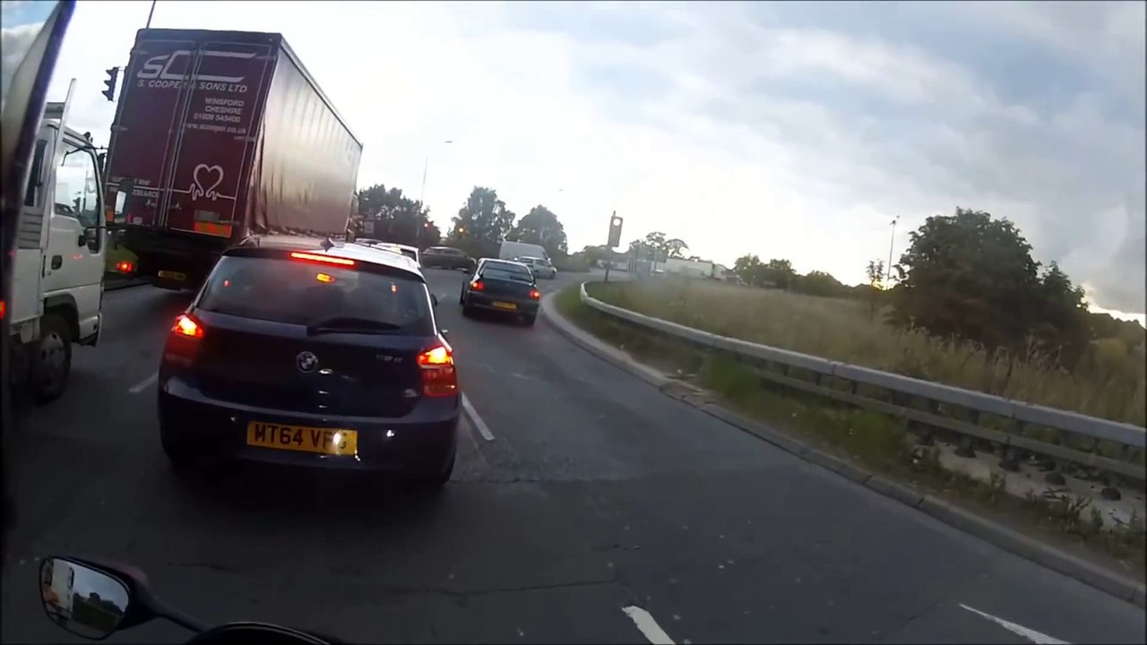 Idiot Driver overtakes motorcycle and gets accidented seconds after!