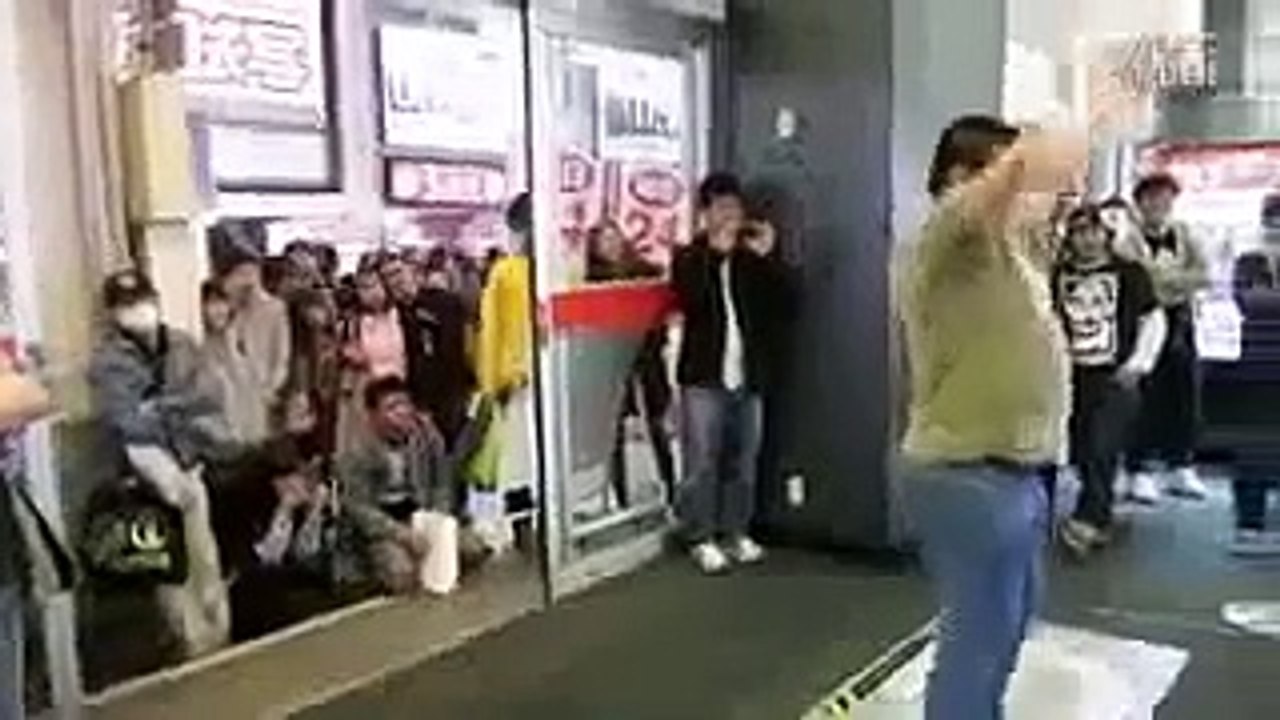 ini çok ciddiye alan dansç