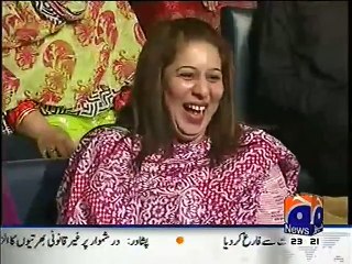 Amitabh Bachchan & Rekha in Khabar Naak on Geo News - 18 September 2015