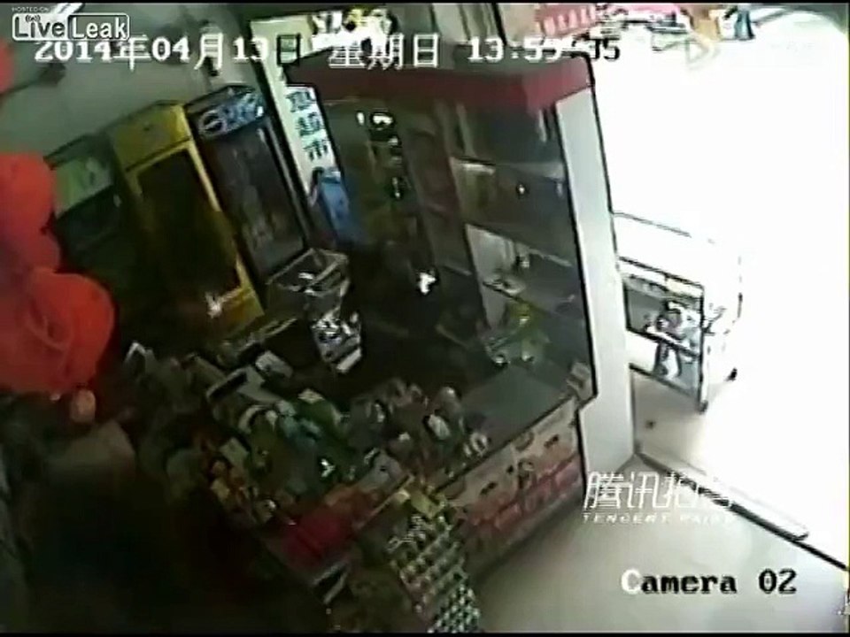 Store owner gropes 13 yo girl's breasts
