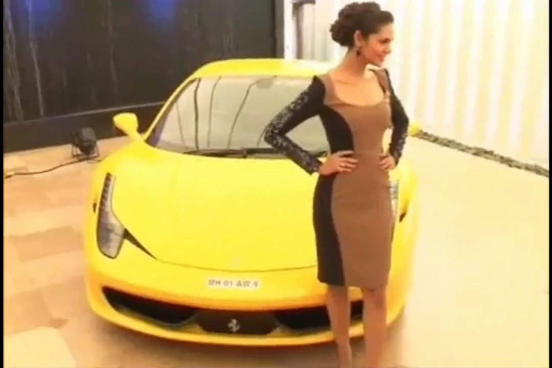 Esha Gupta at the launch of the show SUPERCARS season 2