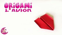 Origami - l 'avion en papier
