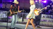 Taylor Swift Hugs Little Girl Kenny Chesney Concert 03 26 2015