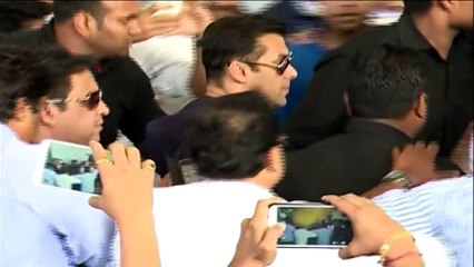 SRK Aamir And Salman Will Share Screen - Bollywood News