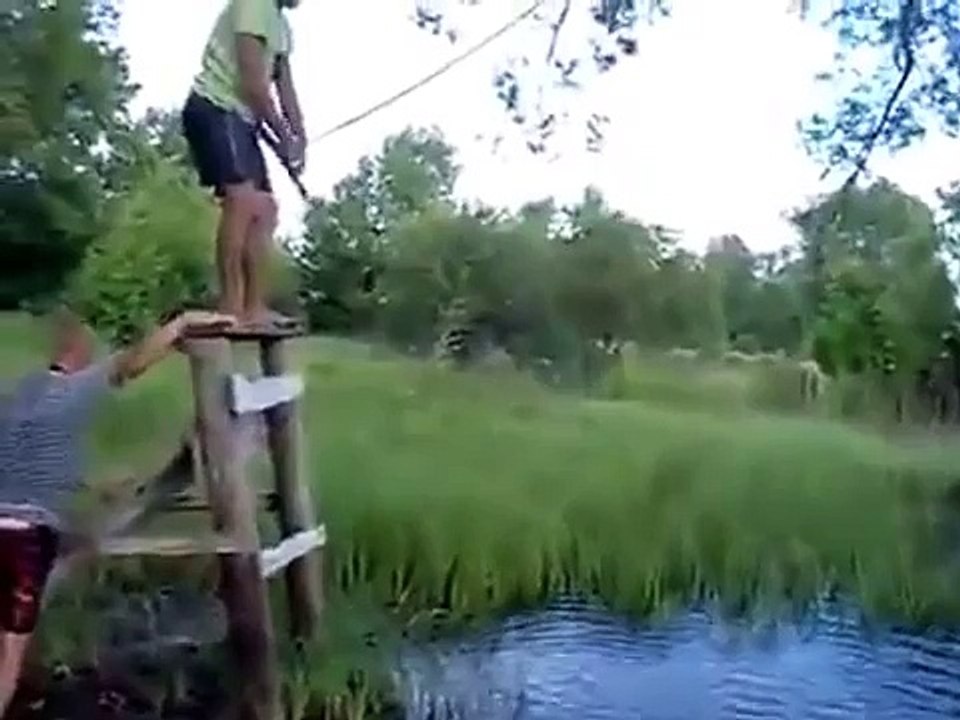 Купание СИНЕГО коня!! ))